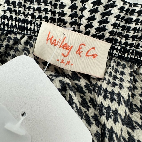 Hailey & Co Top - Size 2X - Picture 2 of 7
